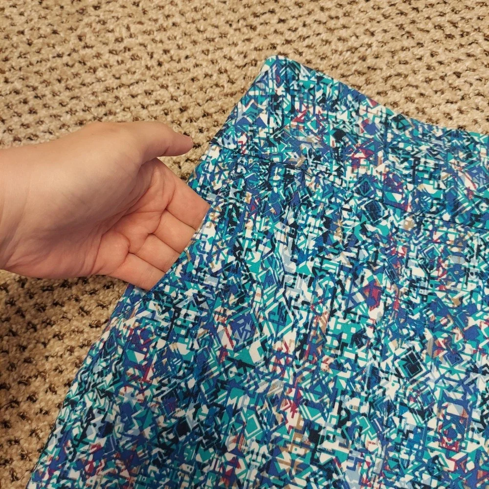 ATTYRE New York Womens Size 12 Blue Geometric Mosaic Print Skort Preppy‎ Sretch